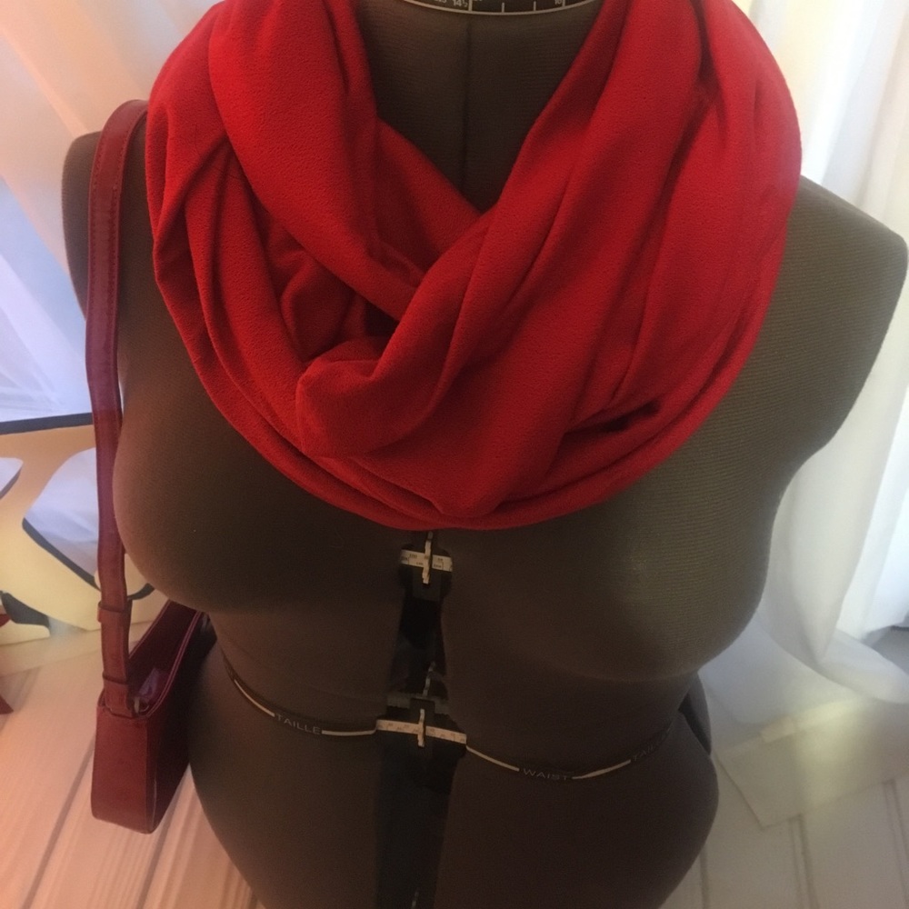 Infinity Scarf 🧣 - Picture 2 of 5